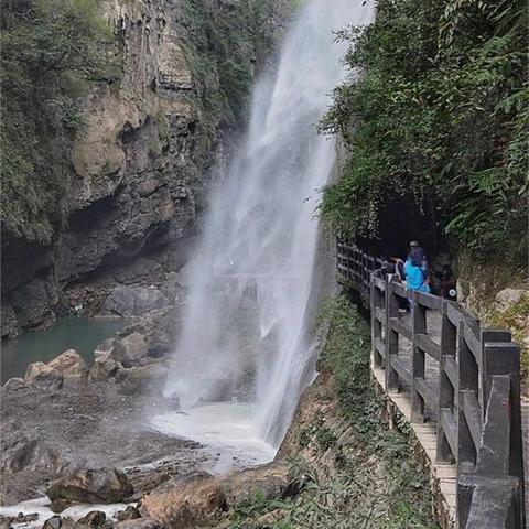 湖北未来一周天气预报，晴雨交替，气温起伏需留意