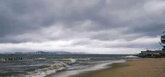 厦门下雨天影响旅游吗？别让雨滴打湿你的旅行计划
